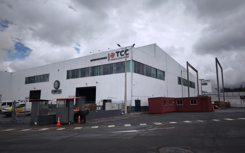 Repinte de Oficinas del Terminal de Carga del Aeropuerto Mariscal Sucre TCC, Quito