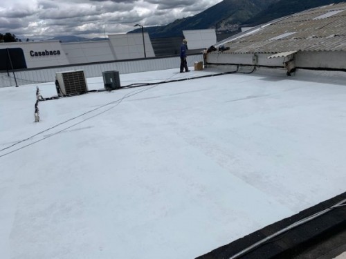 Pyrco Revoluciona la Impermeabilizaci&oacute;n en OLX Autos con un Sistema Innovador