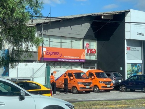 Diseño y Pintura de Parqueaderos y Pasos Cebra en Inexpress
