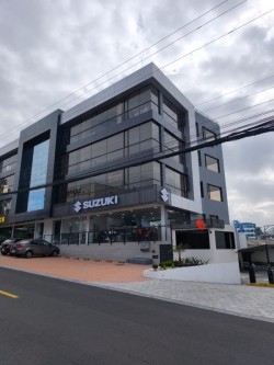  Impermeabilización Terraza Edificio de Suzuki Ecuador en Quito