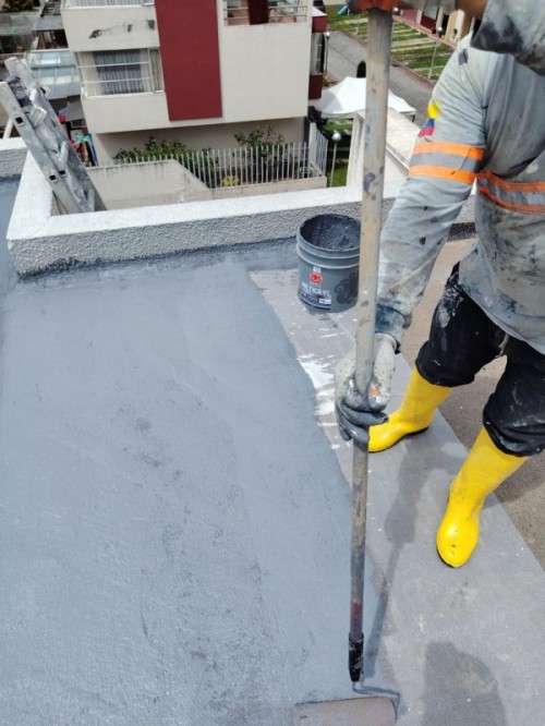 Impermeabilización con Garantía: así protegió Pyrco una terraza en La Aremina, Quito